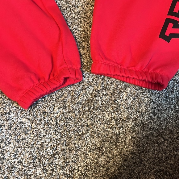 PINK sweatpants - Picture 4 of 4